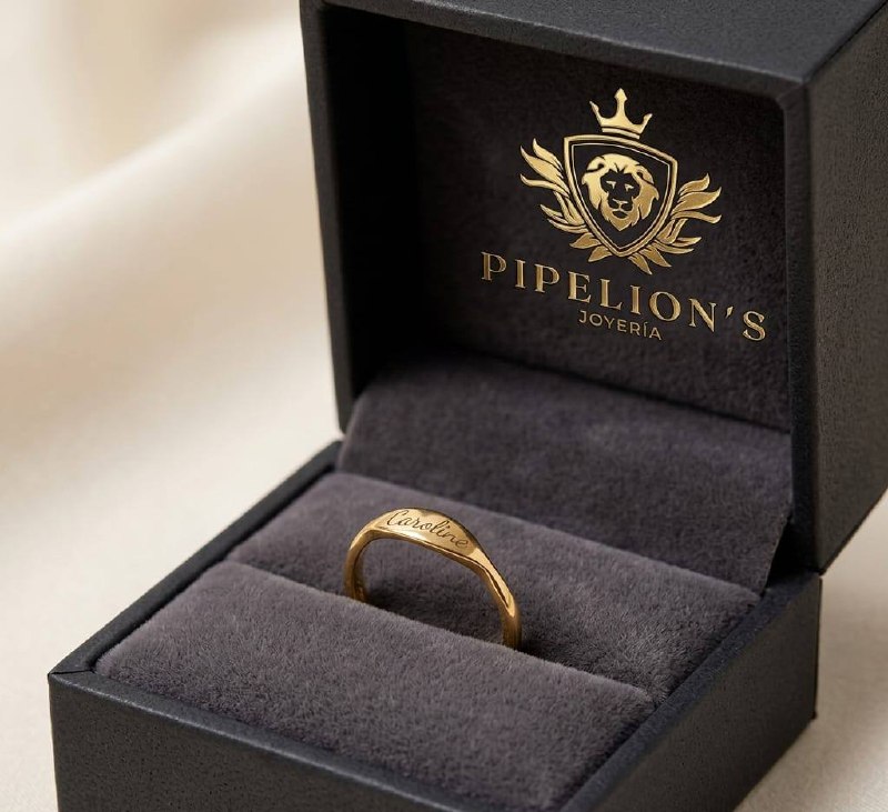 Anillo Caroline grabado en oro