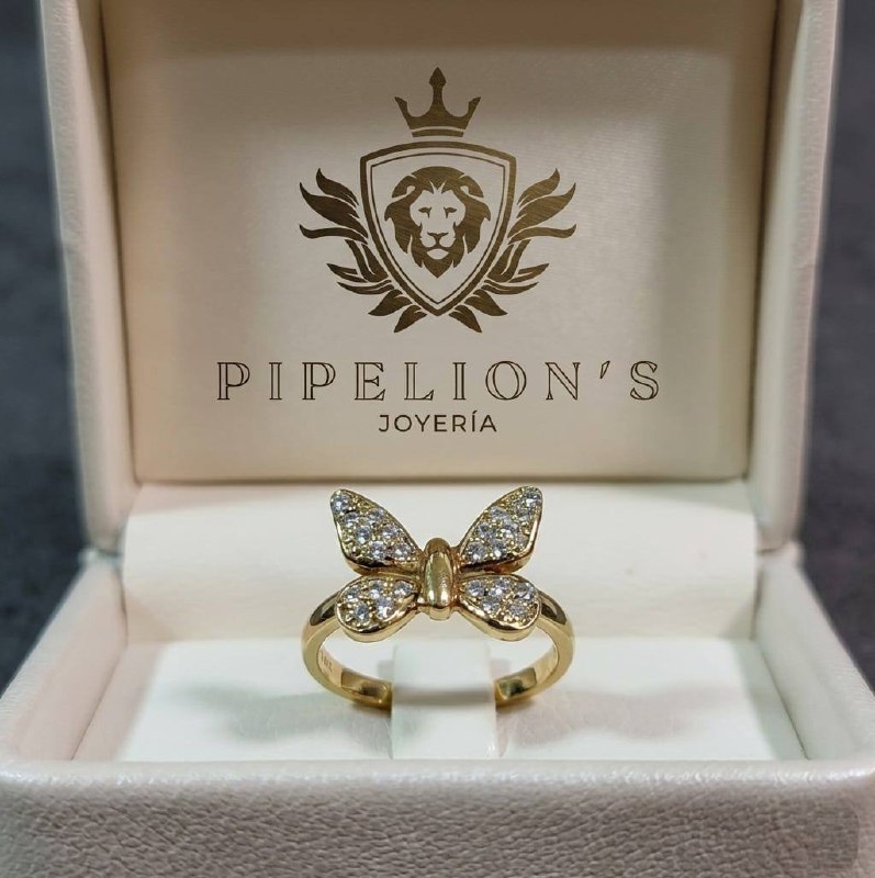 Anillo mariposa con brillantes en estuche Pipelion's